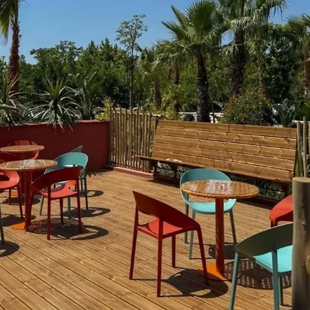 Mobil Avec Terrasse Et Clim - 6 Pers. - Api-1-52-2750 Sainte-Marie-la-Mer